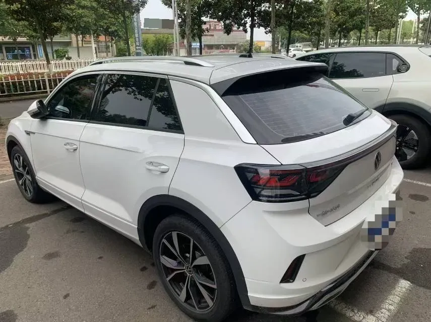 2025 Volkswagen T-Roc 1.5T 160HP L4 7DCT,autocango,china used car exporter,china ev exporter,chinese used car exporter,chinese used ev exporter