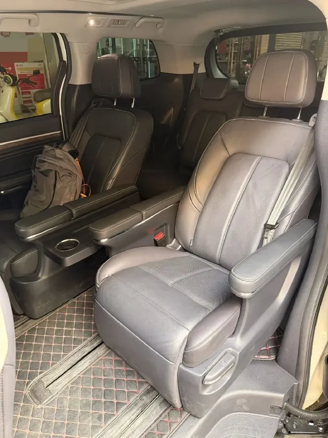 2021 GAC Trumpchi M8 2.0T 252HP L4 8AT,autocango,china used car exporter,china ev exporter,chinese used car exporter,chinese used ev exporter