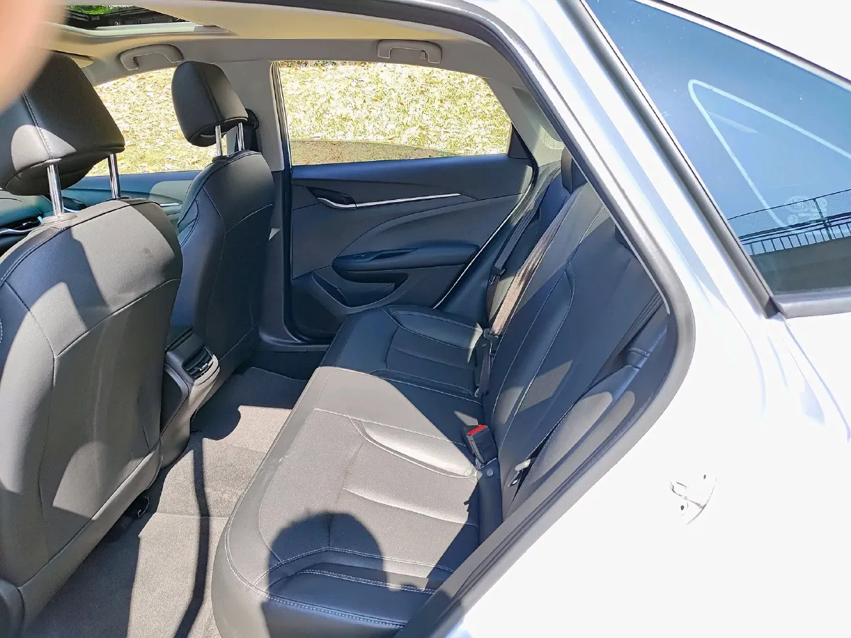 2021 Buick Excelle 1.5L 113HP L4 6AT,autocango,china used car exporter,china ev exporter,chinese used car exporter,chinese used ev exporter