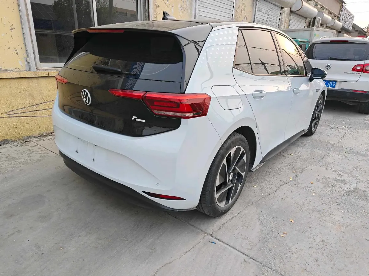 2023 Volkswagen ID.3 BEV 52.8KWH,autocango,china used car exporter,china ev exporter,chinese used car exporter,chinese used ev exporter