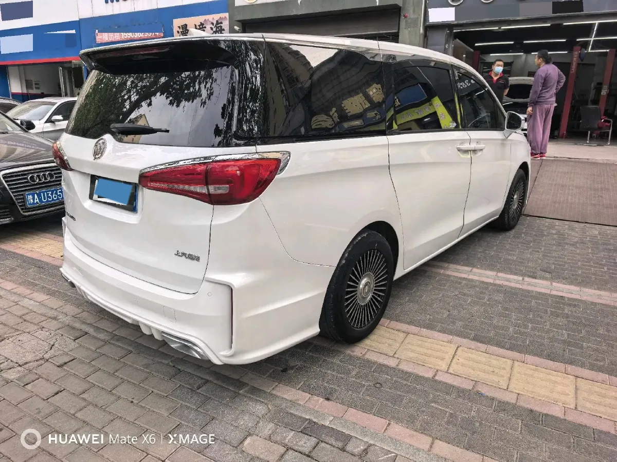 2018 Buick GL8 2.0T 260HP L4 6AT,autocango,china used car exporter,china ev exporter,chinese used car exporter,chinese used ev exporter