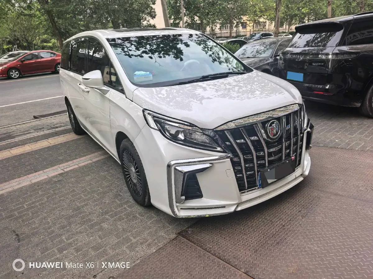 2018 Buick GL8 2.0T 260HP L4 6AT,autocango,china used car exporter,china ev exporter,chinese used car exporter,chinese used ev exporter