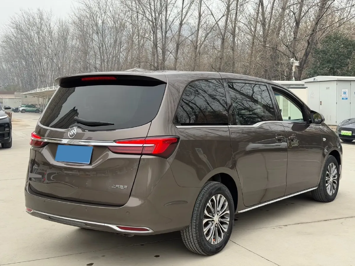 2023 Buick GL8 2.0T 237HP L4 9AT,autocango,china used car exporter,china ev exporter,chinese used car exporter,chinese used ev exporter