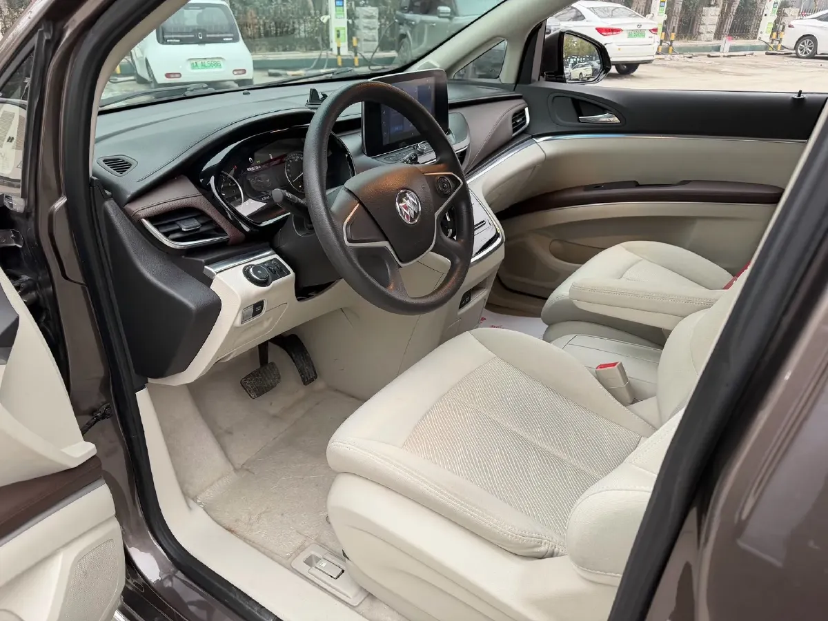 2023 Buick GL8 2.0T 237HP L4 9AT,autocango,china used car exporter,china ev exporter,chinese used car exporter,chinese used ev exporter