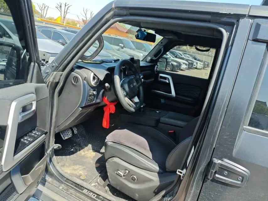 2024 Beijing BJ40 2.0T 163HP L4 8AT,autocango,china used car exporter,china ev exporter,chinese used car exporter,chinese used ev exporter