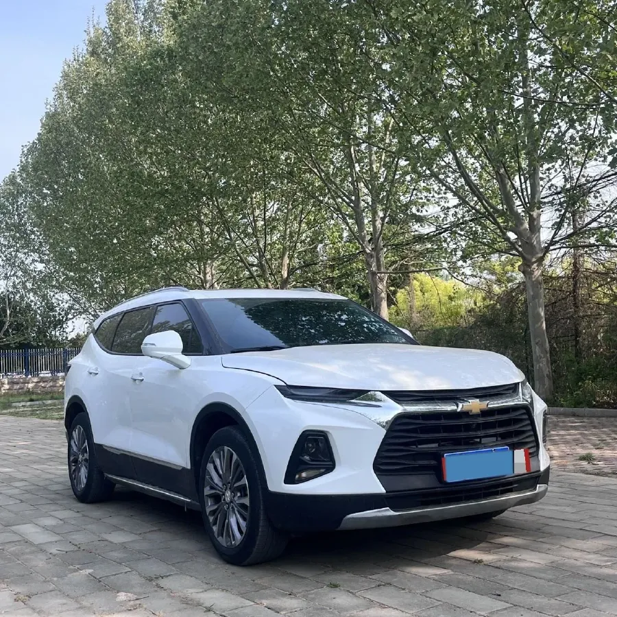 2021 BMW 3 Series 2.0T 156HP L4 8AT,autocango,china used car exporter,china ev exporter,chinese used car exporter,chinese used ev exporter