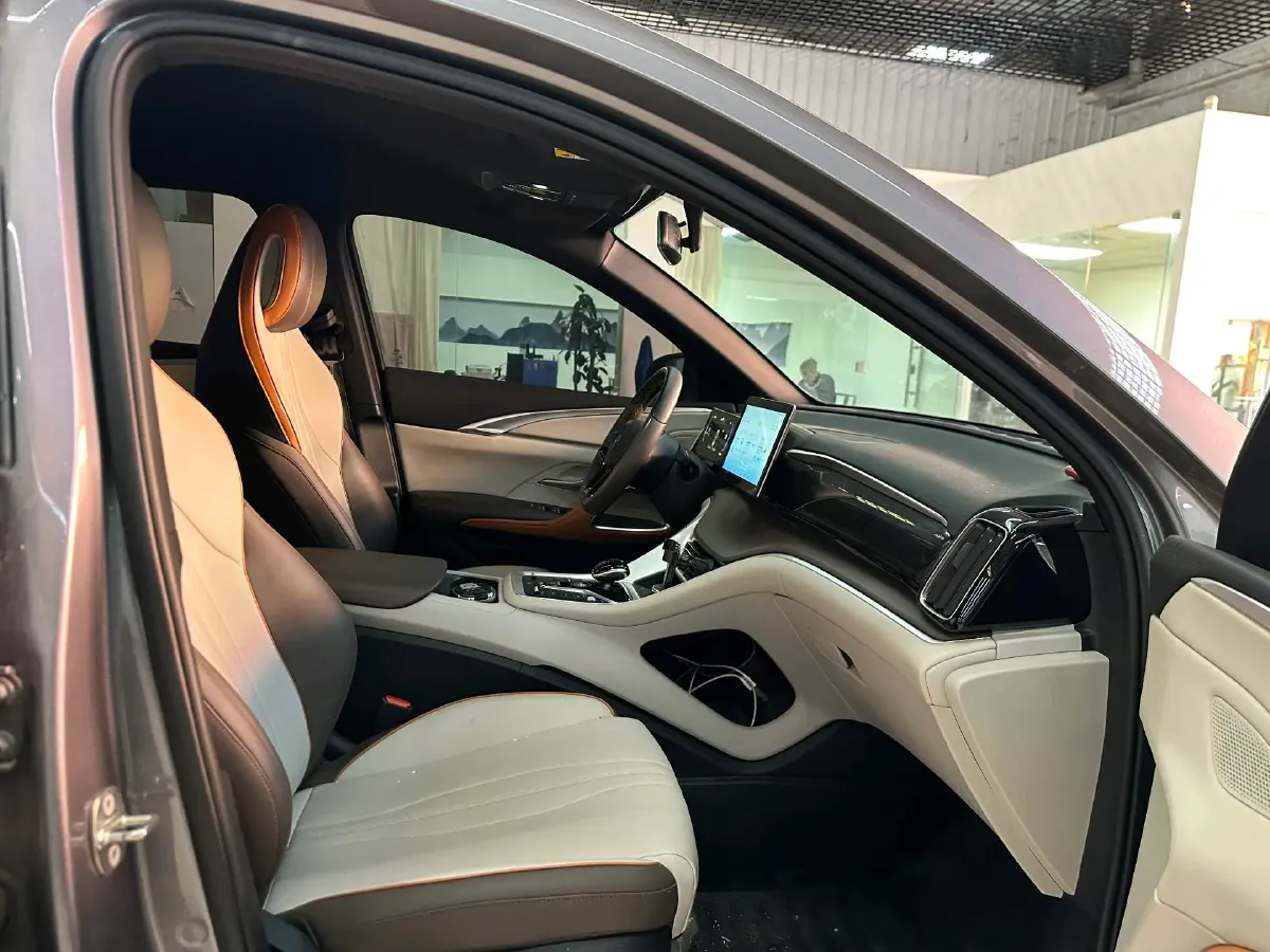 2022 Ruichi Auto EC35 BEV 82HP BEV 36.288KWH,autocango,china used car exporter,china ev exporter,chinese used car exporter,chinese used ev exporter