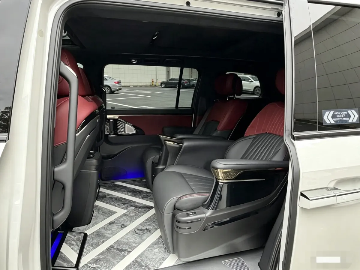 2025 GAC Trumpchi M8 2.0T 190HP L4 2DHT Hybrid,autocango,china used car exporter,china ev exporter,chinese used car exporter,chinese used ev exporter