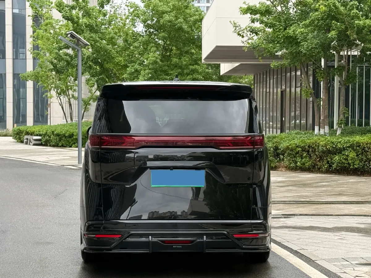 2024 Denza D9 1.5T 139HP L4 E-CVT PHEV 40KWH,autocango,china used car exporter,china ev exporter,chinese used car exporter,chinese used ev exporter