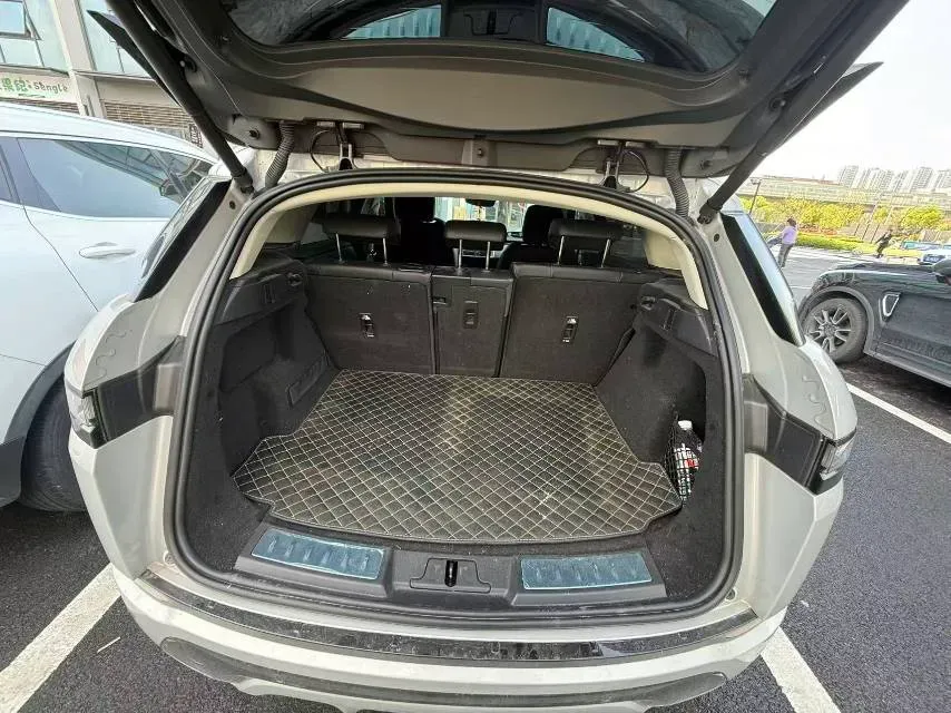 2021 Land Rover Range Rover Evoque 2.0T 249HP L4 9AT,autocango,china used car exporter,china ev exporter,chinese used car exporter,chinese used ev exporter