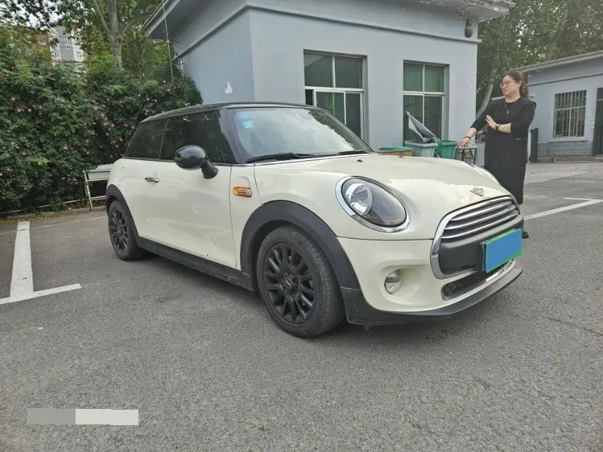 2019 MINI MINI 1.5T 102HP L3 7DCT,autocango,china used car exporter,china ev exporter,chinese used car exporter,chinese used ev exporter