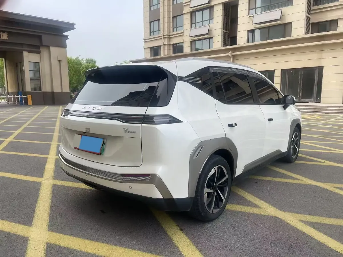 2023 MAXUS Interstellar 2.0T 143HP L4 6AT,autocango,china used car exporter,china ev exporter,chinese used car exporter,chinese used ev exporter