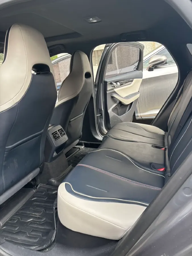 2021 Haval F7 1.5T 169HP L4 7DCT,autocango,china used car exporter,china ev exporter,chinese used car exporter,chinese used ev exporter