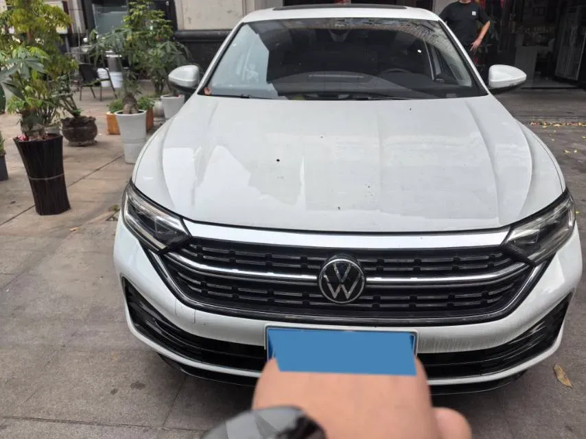 2024 Volkswagen Sagitar 1.5T 160HP L4 7DCT,autocango,china used car exporter,china ev exporter,chinese used car exporter,chinese used ev exporter