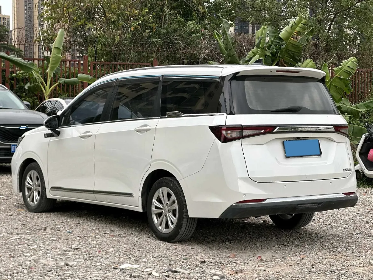 2022 WuLing KaiJie 1.5T 147HP L4 CVT,autocango,china used car exporter,china ev exporter,chinese used car exporter,chinese used ev exporter
