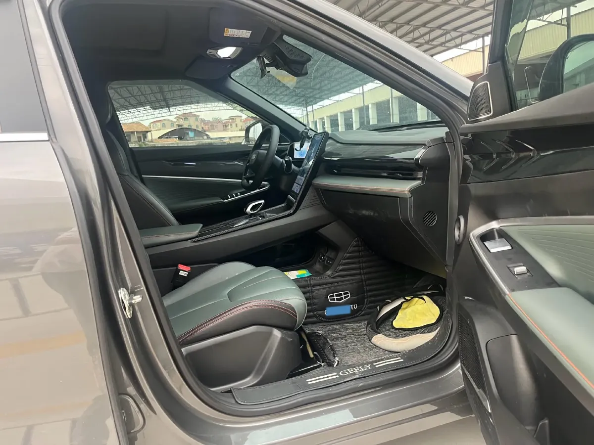 2024 Geely Azkarra 1.5T 181HP L4 7DCT,autocango,china used car exporter,china ev exporter,chinese used car exporter,chinese used ev exporter