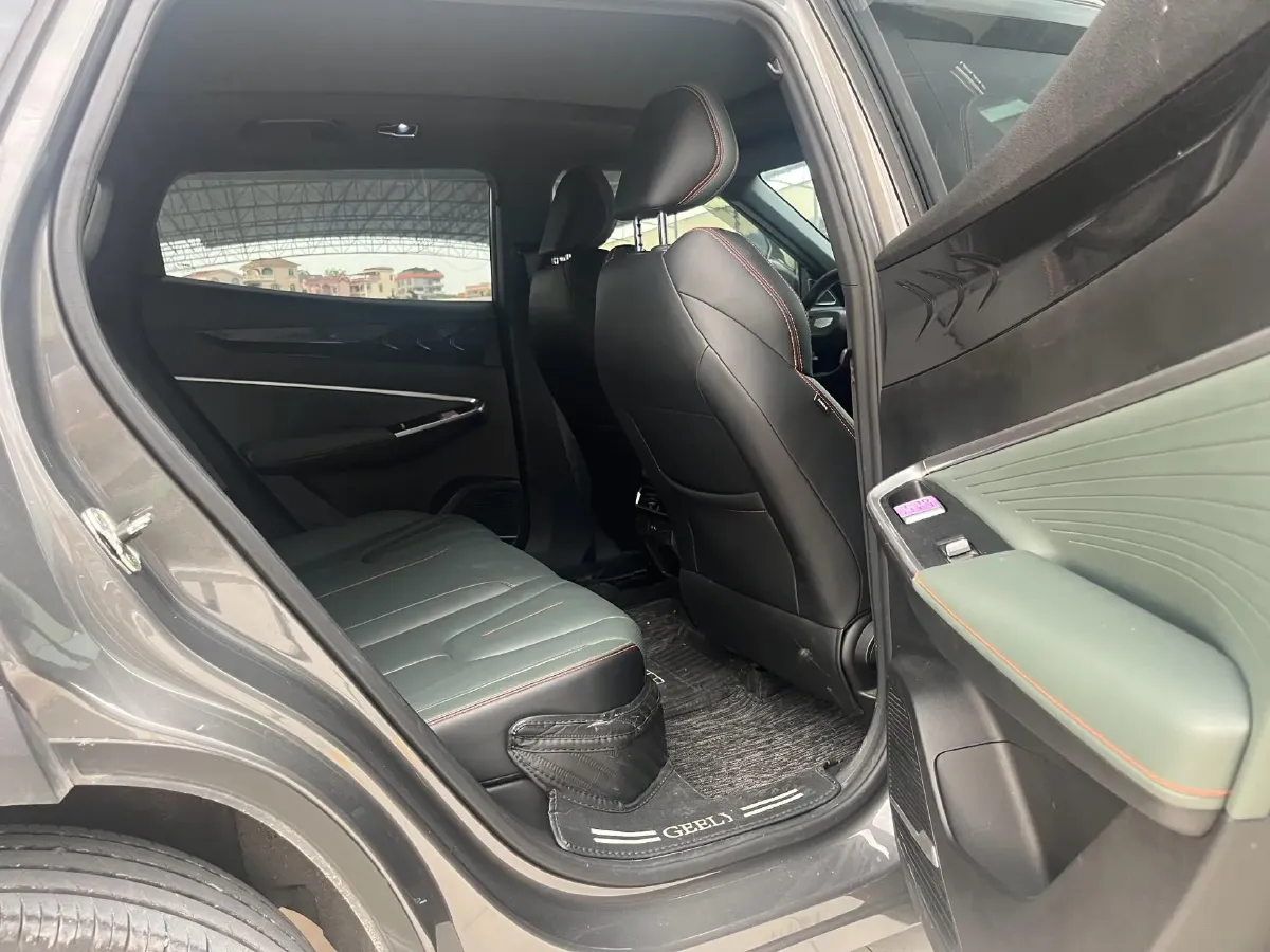 2024 Geely Azkarra 1.5T 181HP L4 7DCT,autocango,china used car exporter,china ev exporter,chinese used car exporter,chinese used ev exporter