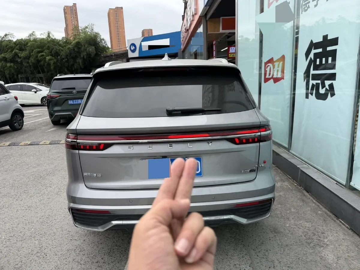 2021 Geely Monjaro 2.0T 218HP L4 7DCT,autocango,china used car exporter,china ev exporter,chinese used car exporter,chinese used ev exporter