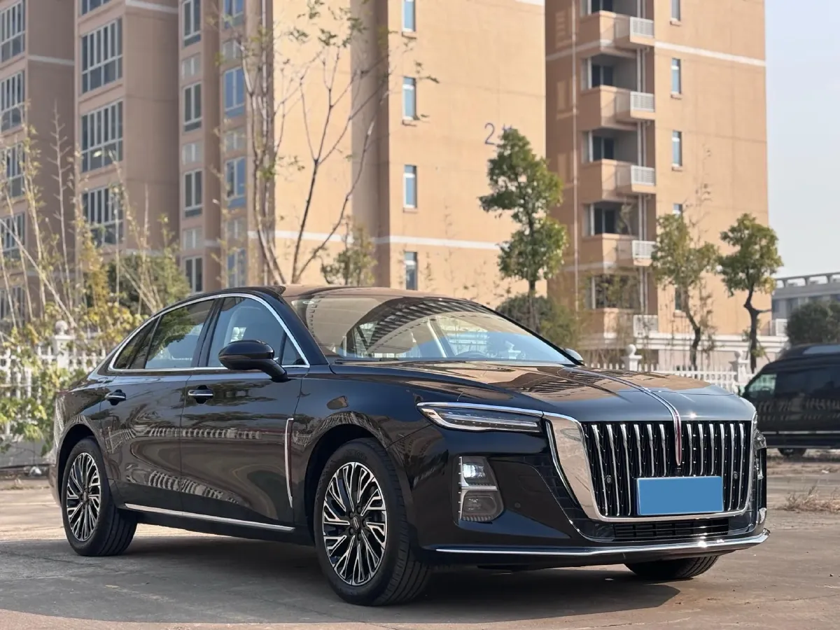 2024 HongQi H5 2.0T 224HP L4 8AT,autocango,china used car exporter,china ev exporter,chinese used car exporter,chinese used ev exporter