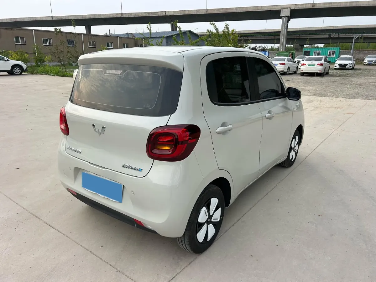 2025 WuLing HongGuang MINI EV BEV 16.2KWH,autocango,china used car exporter,china ev exporter,chinese used car exporter,chinese used ev exporter