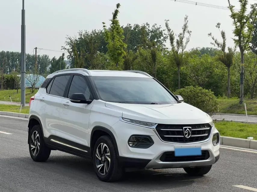 2017 HaiMa S5 Young Edition 1.6L 122HP L4 5MT,autocango,china used car exporter,china ev exporter,chinese used car exporter,chinese used ev exporter