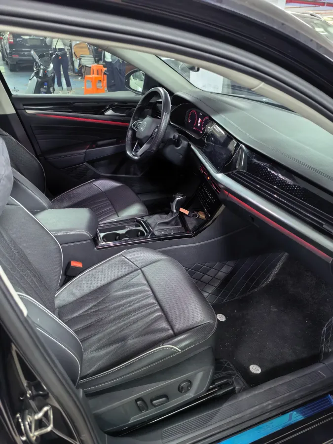 2022 Xpeng P7 BEV 60.2KWH,autocango,china used car exporter,china ev exporter,chinese used car exporter,chinese used ev exporter