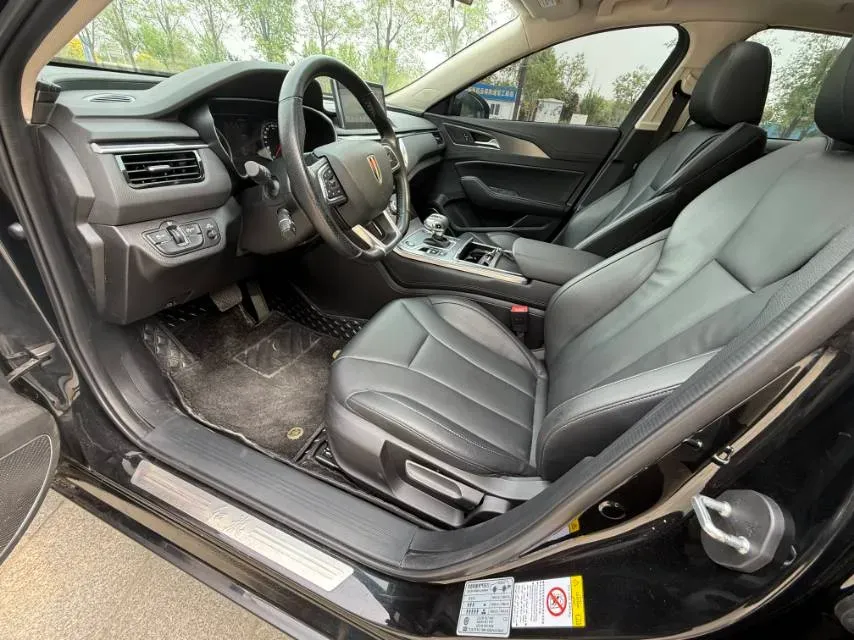 2020 HongQi H5 1.5T 169HP L4 7DCT,autocango,china used car exporter,china ev exporter,chinese used car exporter,chinese used ev exporter