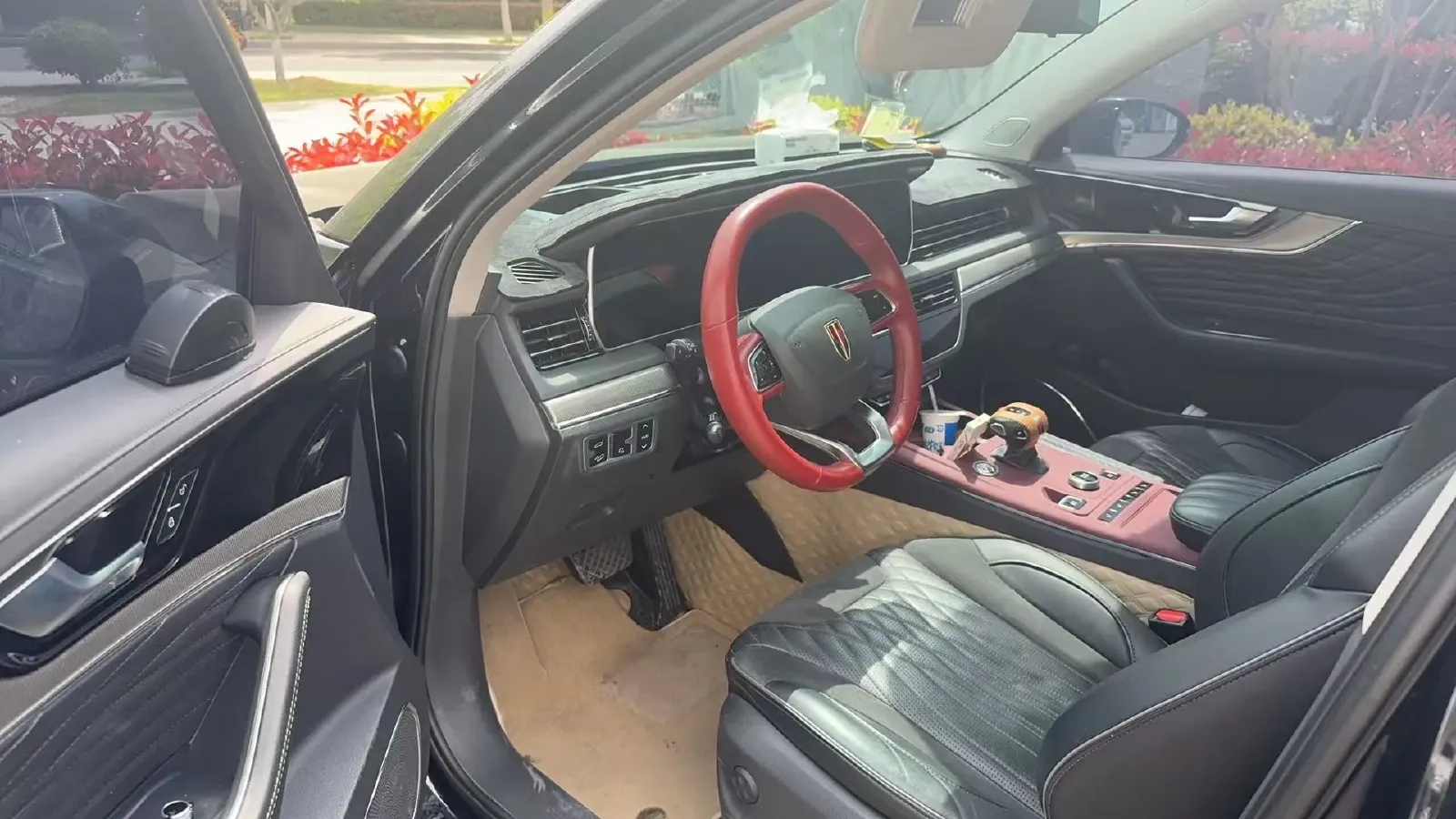 2022 HongQi HS5 2.0T 224HP L4 6AT,autocango,china used car exporter,china ev exporter,chinese used car exporter,chinese used ev exporter