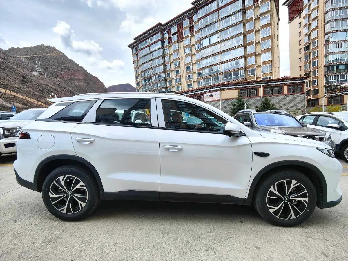 2025 BYD Song Pro 1.5L 101HP L4 E-CVT PHEV 12.9KWH,autocango,china used car exporter,china ev exporter,chinese used car exporter,chinese used ev exporter