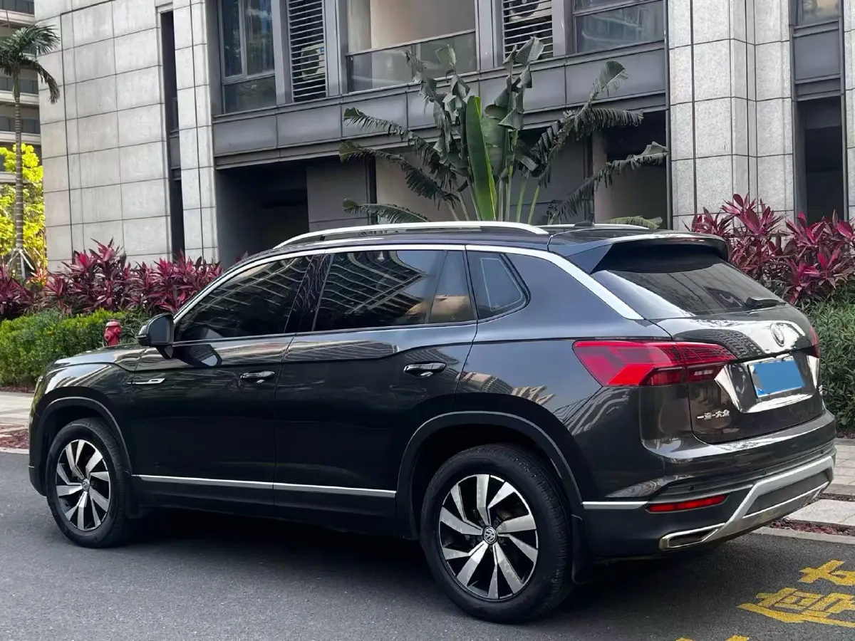 2020 Volkswagen Tayron 2.0T 186HP L4 7DCT,autocango,china used car exporter,china ev exporter,chinese used car exporter,chinese used ev exporter