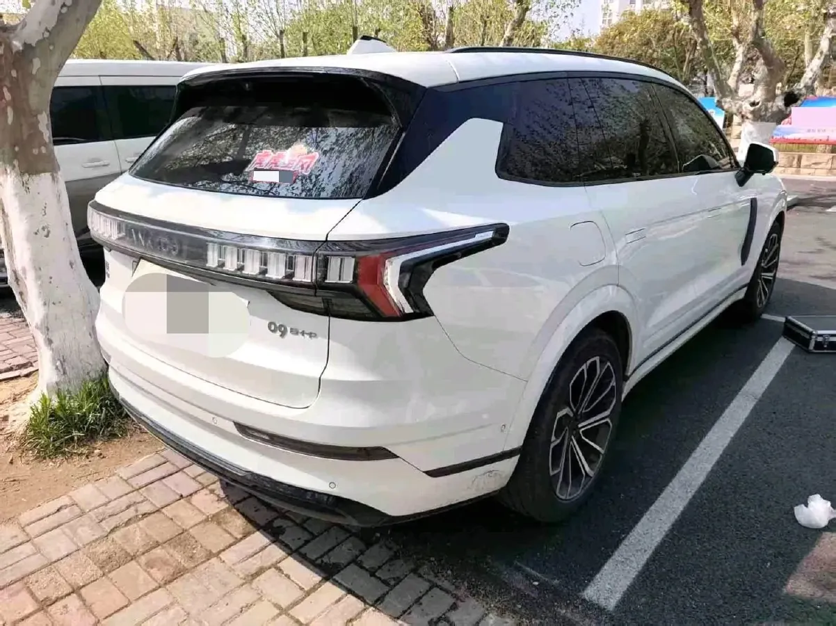 2023 LYNK&CO 09 EM-P 2.0T 254HP L4 3DHT PHEV 40.1KWH,autocango,china used car exporter,china ev exporter,chinese used car exporter,chinese used ev exporter
