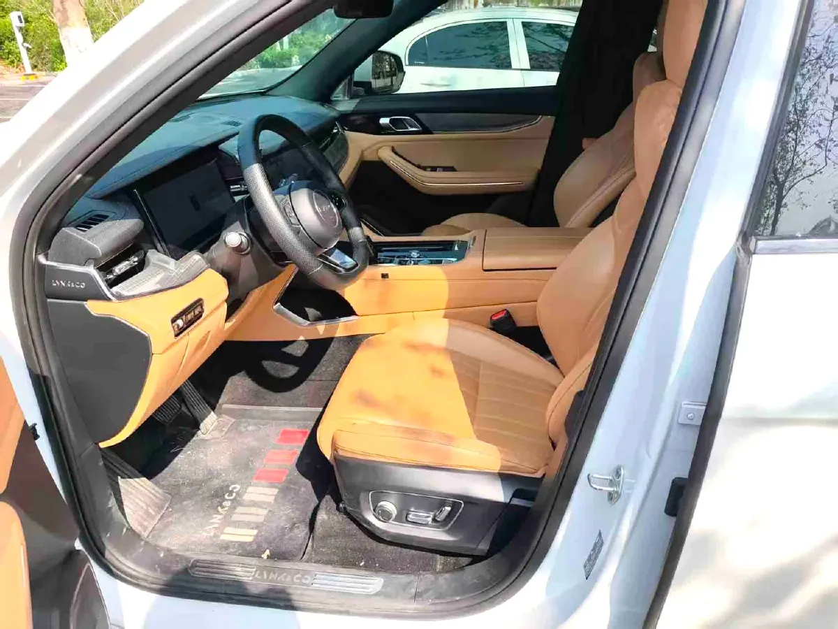 2023 LYNK&CO 09 EM-P 2.0T 254HP L4 3DHT PHEV 40.1KWH,autocango,china used car exporter,china ev exporter,chinese used car exporter,chinese used ev exporter