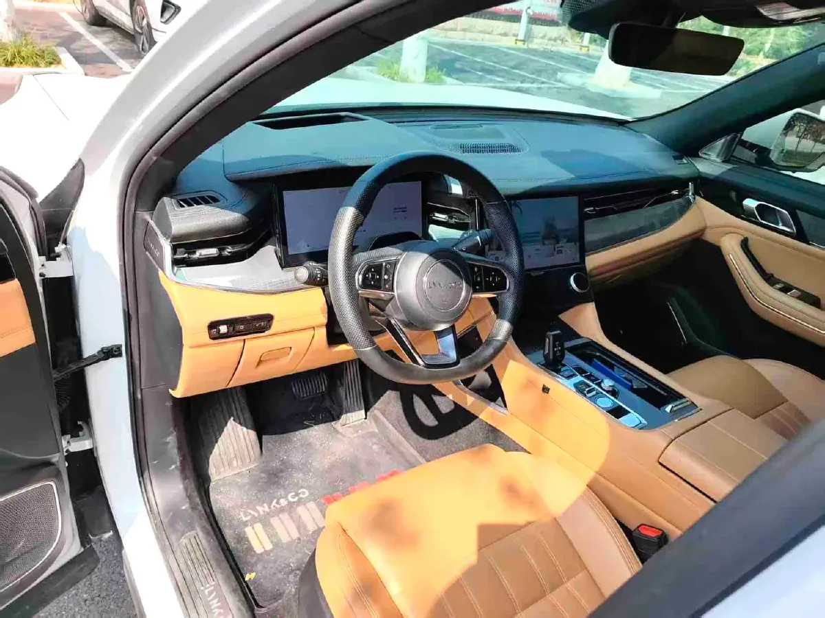 2023 LYNK&CO 09 EM-P 2.0T 254HP L4 3DHT PHEV 40.1KWH,autocango,china used car exporter,china ev exporter,chinese used car exporter,chinese used ev exporter