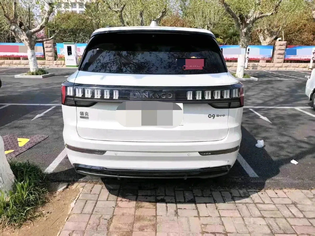 2023 LYNK&CO 09 EM-P 2.0T 254HP L4 3DHT PHEV 40.1KWH,autocango,china used car exporter,china ev exporter,chinese used car exporter,chinese used ev exporter