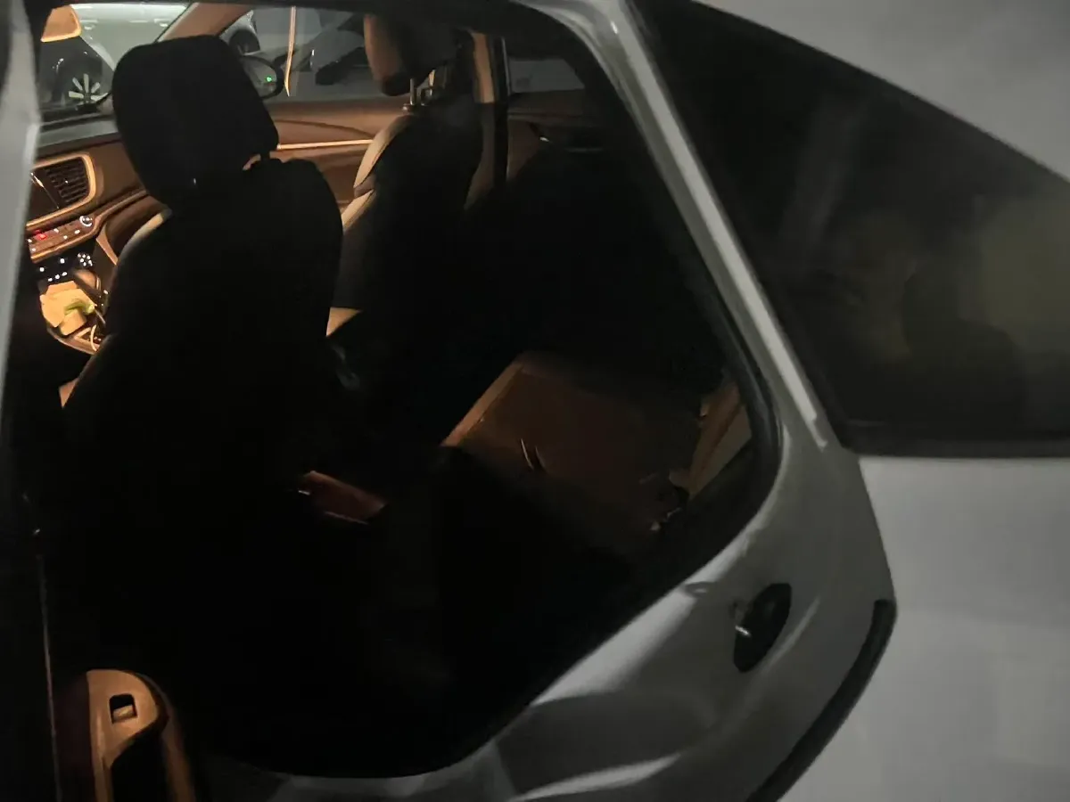 2021 Buick Excelle 1.5L 113HP L4 6AT,autocango,china used car exporter,china ev exporter,chinese used car exporter,chinese used ev exporter