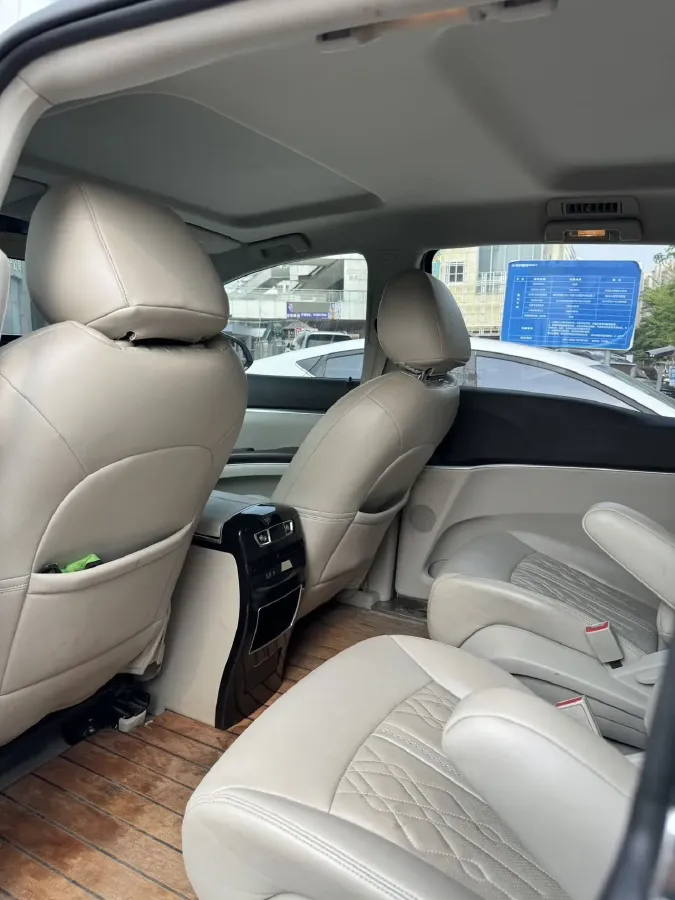 2021 Buick GL8 2.0T 237HP L4 9AT,autocango,china used car exporter,china ev exporter,chinese used car exporter,chinese used ev exporter