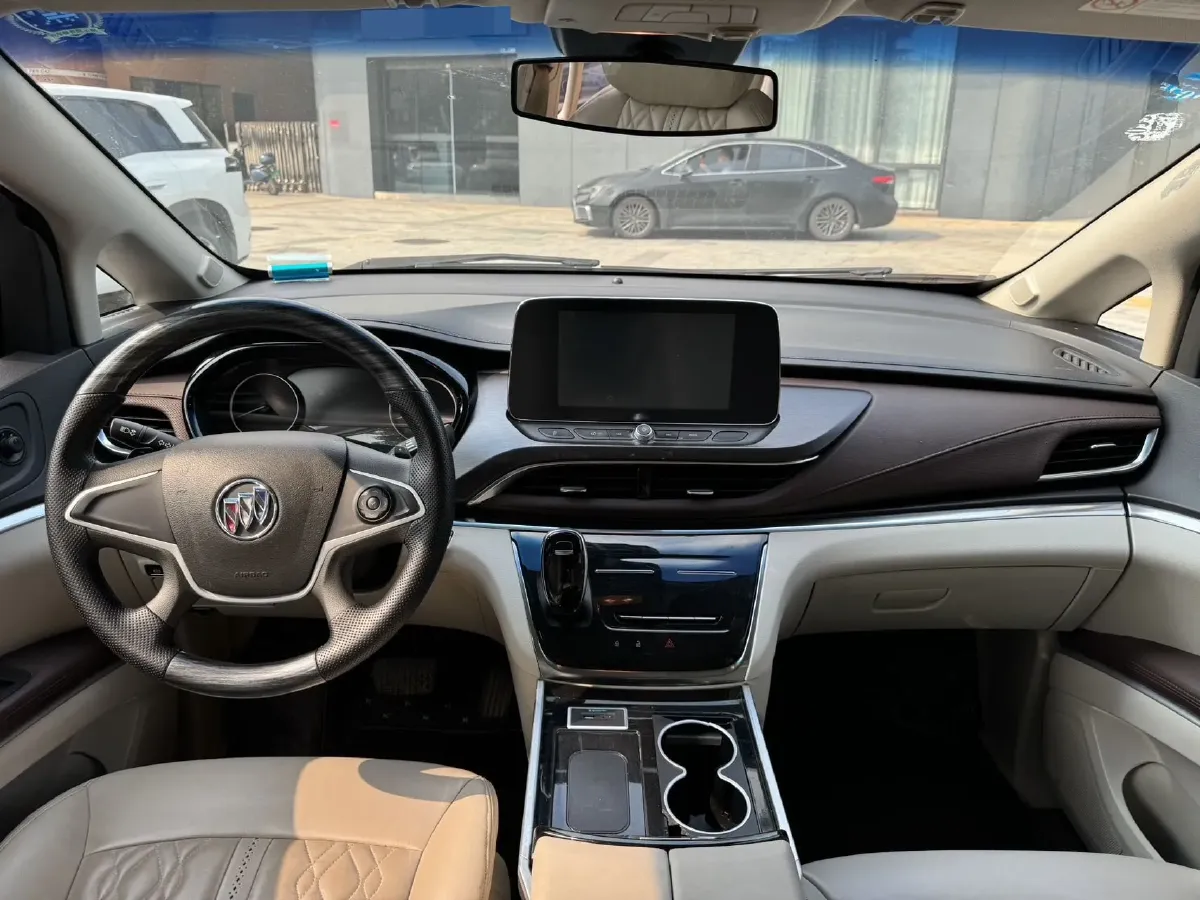 2021 Buick GL8 2.0T 237HP L4 9AT,autocango,china used car exporter,china ev exporter,chinese used car exporter,chinese used ev exporter