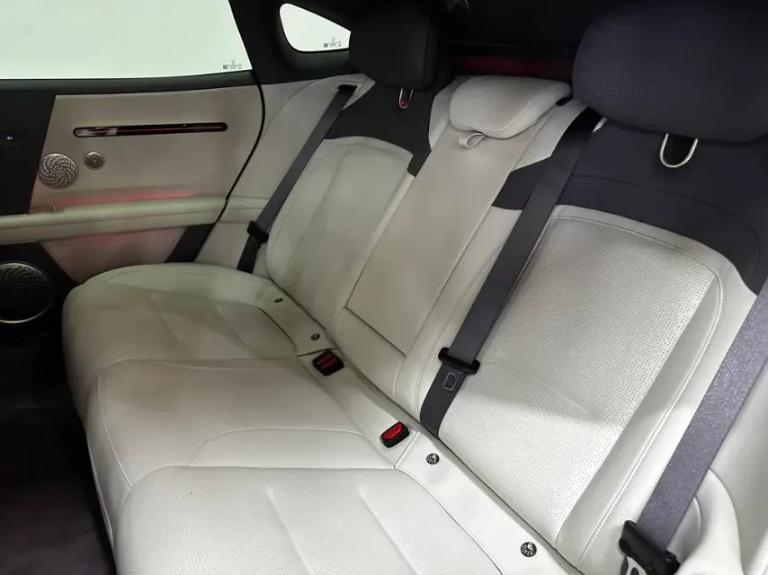 2025 Avatr 06 REEV 156HP REEV,autocango,china used car exporter,china ev exporter,chinese used car exporter,chinese used ev exporter