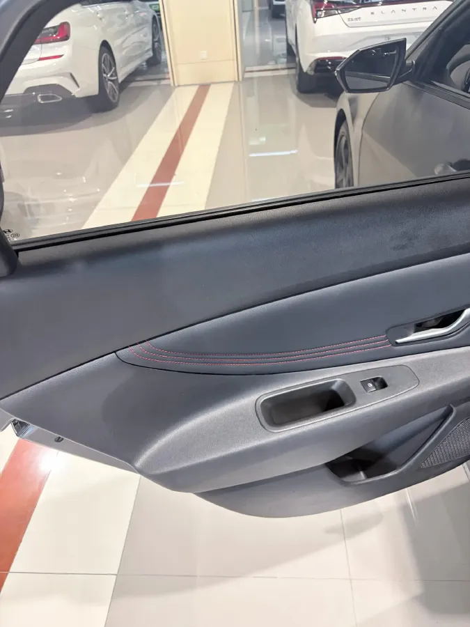 2022 Hyundai Elantra 1.5L 115HP L4 CVT,autocango,china used car exporter,china ev exporter,chinese used car exporter,chinese used ev exporter