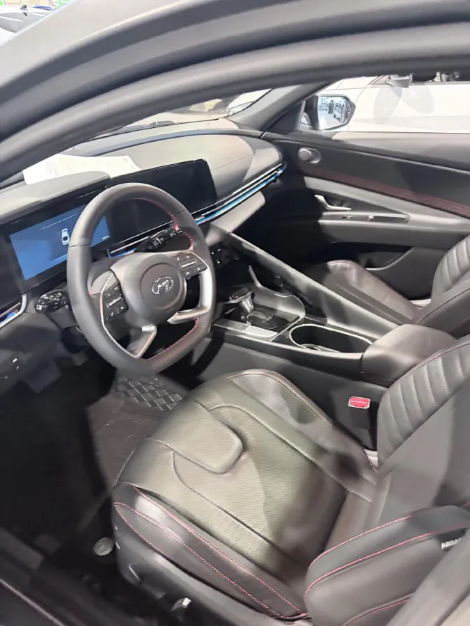 2022 Hyundai Elantra 1.5L 115HP L4 CVT,autocango,china used car exporter,china ev exporter,chinese used car exporter,chinese used ev exporter