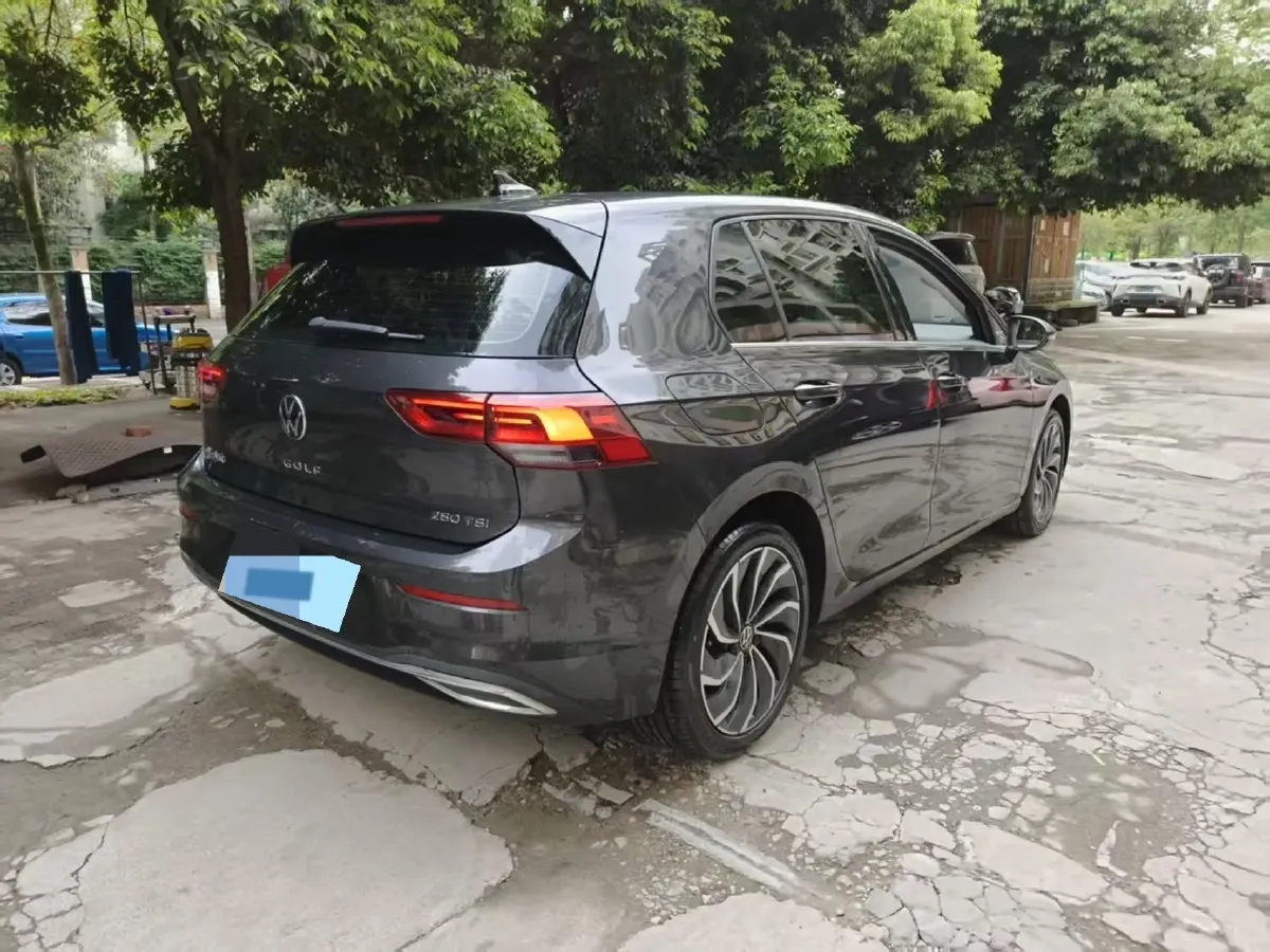 2023 Volkswagen Golf 1.4T 150HP L4 7DCT,autocango,china used car exporter,china ev exporter,chinese used car exporter,chinese used ev exporter