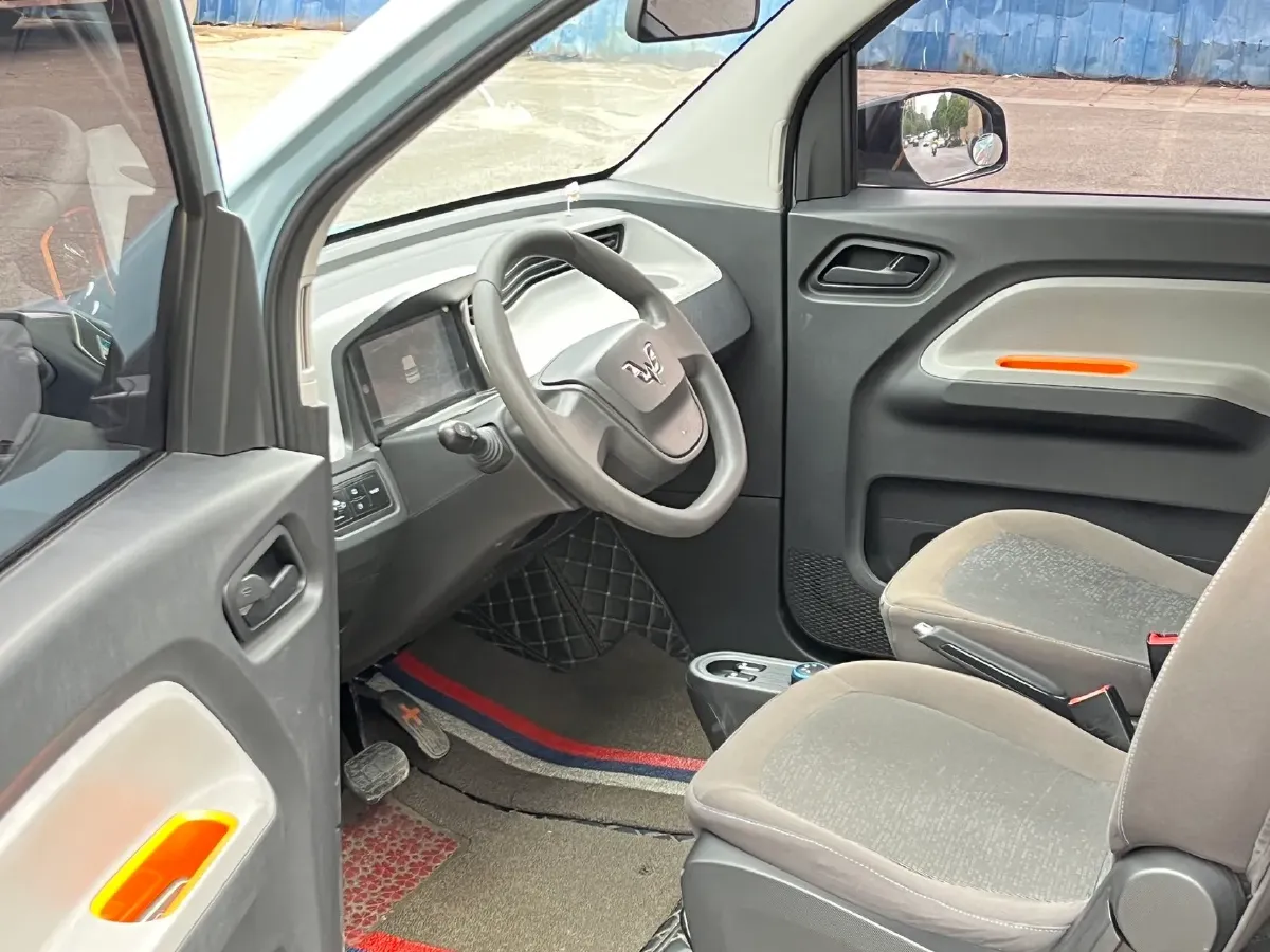 2020 WuLing HongGuang MINI EV BEV 9.3KWH,autocango,china used car exporter,china ev exporter,chinese used car exporter,chinese used ev exporter