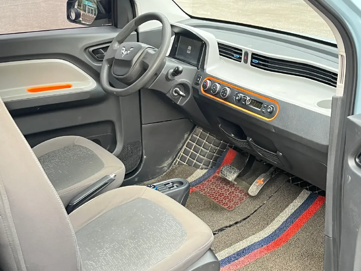 2020 WuLing HongGuang MINI EV BEV 9.3KWH,autocango,china used car exporter,china ev exporter,chinese used car exporter,chinese used ev exporter