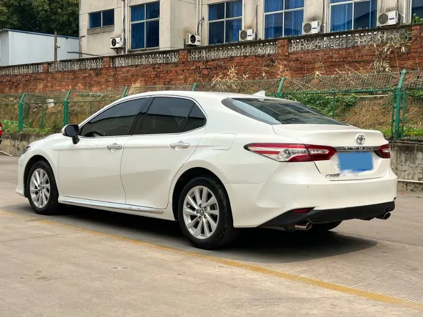 2023 Toyota Camry 2.0L 177HP L4 CVT,autocango,china used car exporter,china ev exporter,chinese used car exporter,chinese used ev exporter