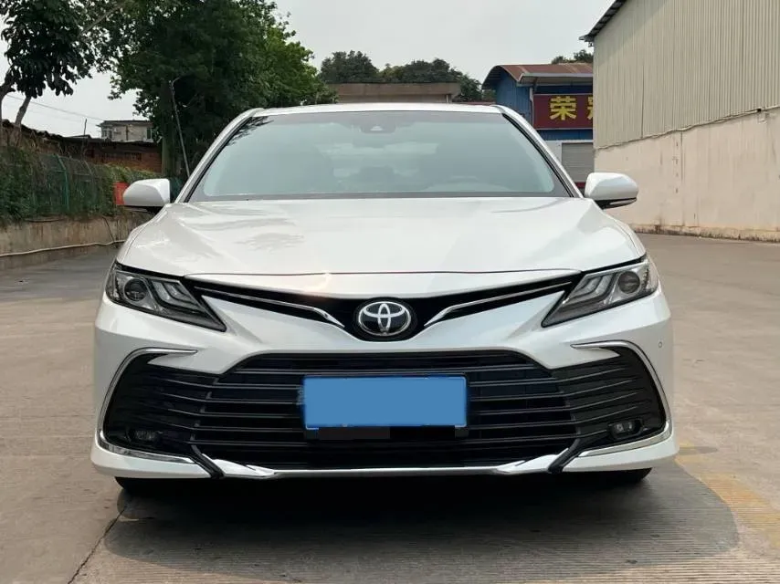 2023 Toyota Camry 2.0L 177HP L4 CVT,autocango,china used car exporter,china ev exporter,chinese used car exporter,chinese used ev exporter