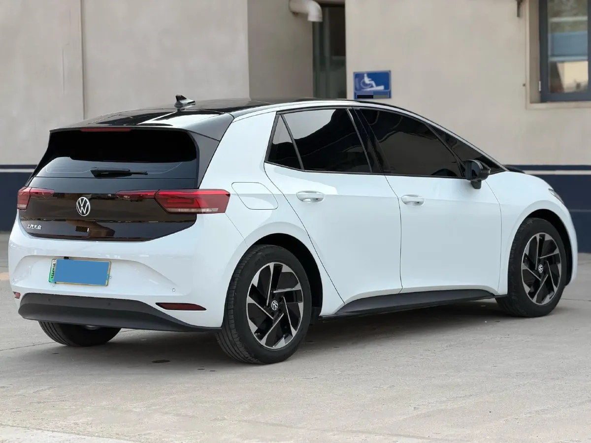 2025 Volkswagen ID.3 BEV 52.8KWH,autocango,china used car exporter,china ev exporter,chinese used car exporter,chinese used ev exporter