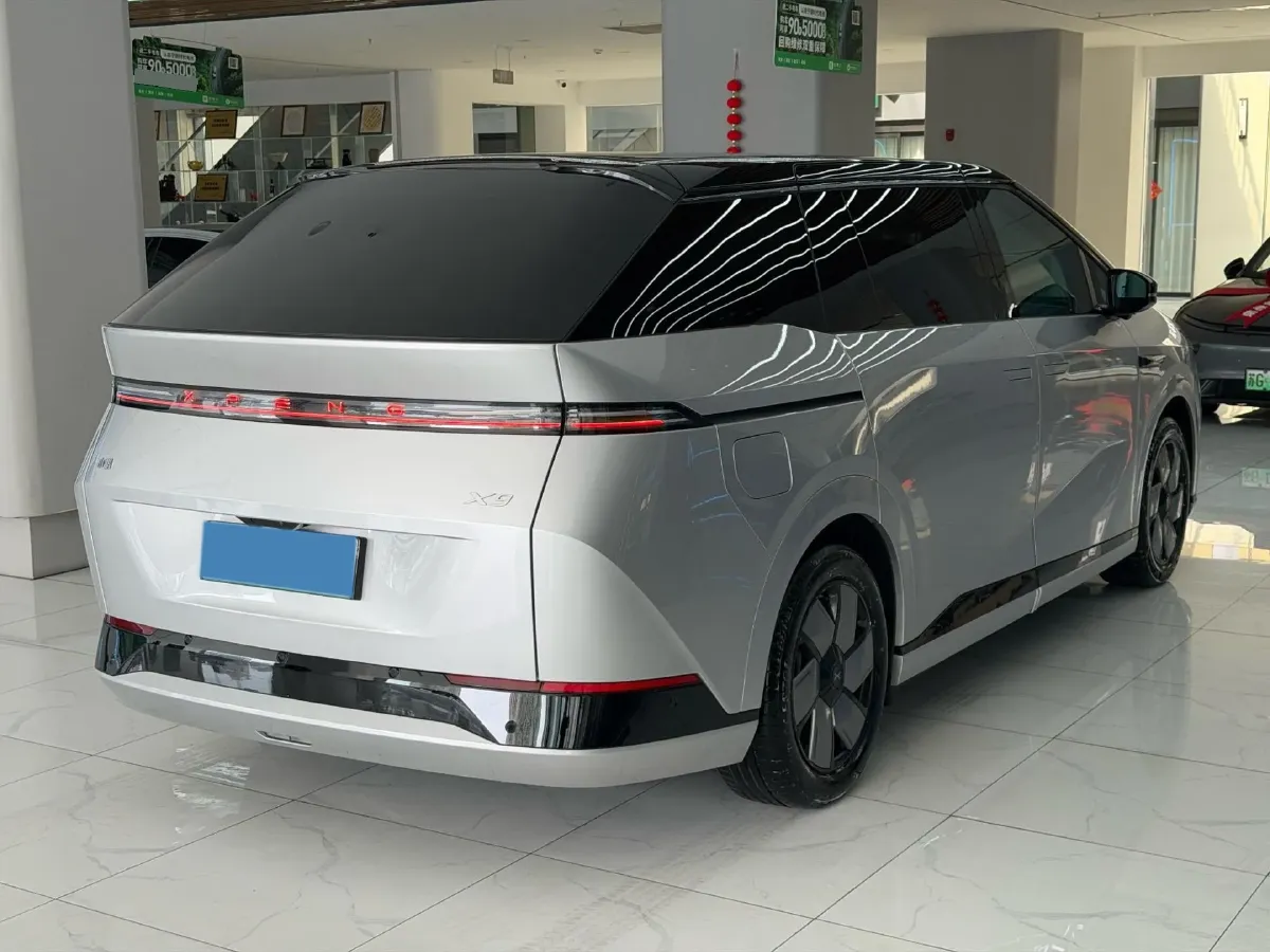2024 Xpeng X9 BEV 101.5KWH,autocango,china used car exporter,china ev exporter,chinese used car exporter,chinese used ev exporter