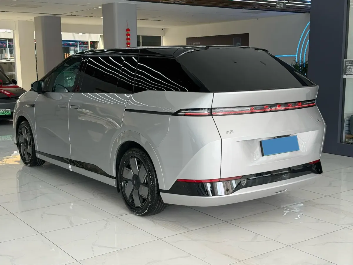2024 Xpeng X9 BEV 101.5KWH,autocango,china used car exporter,china ev exporter,chinese used car exporter,chinese used ev exporter