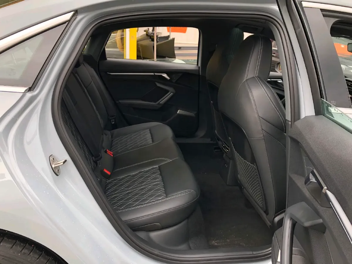 2025 Audi A3 1.5T 160HP L4 7DCT,autocango,china used car exporter,china ev exporter,chinese used car exporter,chinese used ev exporter