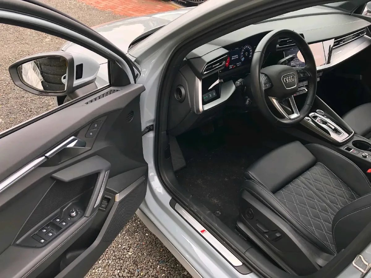 2025 Audi A3 1.5T 160HP L4 7DCT,autocango,china used car exporter,china ev exporter,chinese used car exporter,chinese used ev exporter